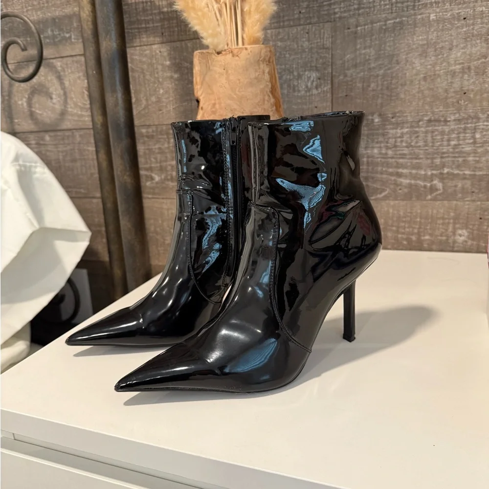 Zara Glossy Black Ankle Pointed-Toe Booties Patent Leather Size 5.5 - Picture 3 of 6